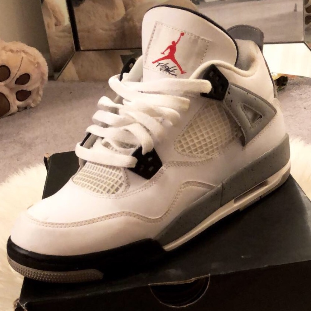 Air Jordan Retro Cement 4